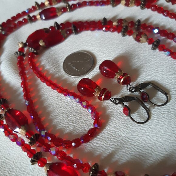 1930-40's Czech Crystal Art Deco 44 Inch Red Lariat Necklace and Earring Set - Picture 3 of 12